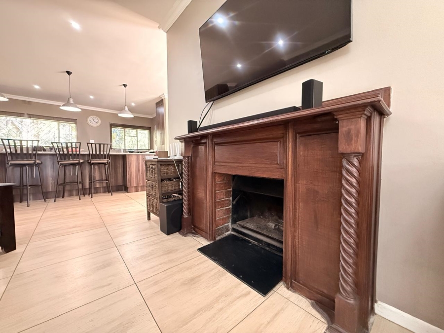 4 Bedroom Property for Sale in Aviary Hill KwaZulu-Natal