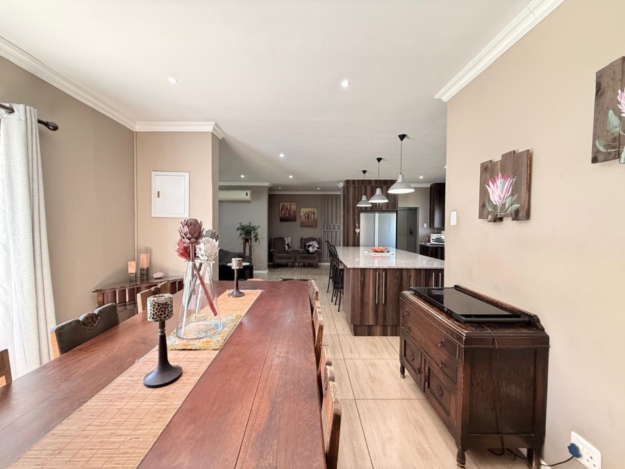 4 Bedroom Property for Sale in Aviary Hill KwaZulu-Natal
