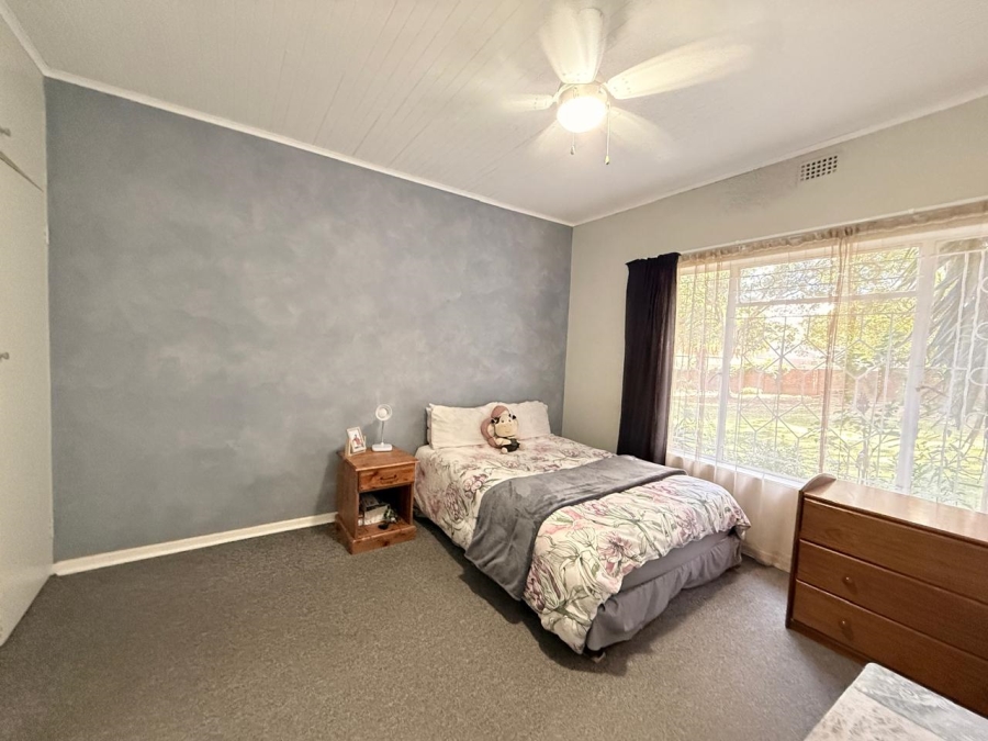 4 Bedroom Property for Sale in Aviary Hill KwaZulu-Natal