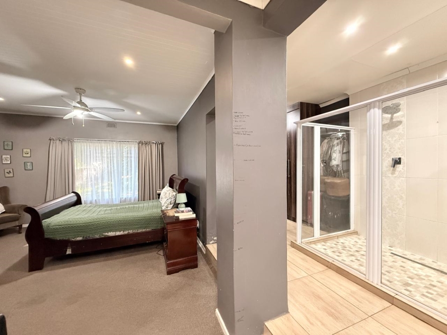 4 Bedroom Property for Sale in Aviary Hill KwaZulu-Natal