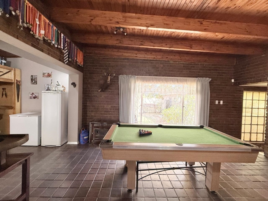 4 Bedroom Property for Sale in Aviary Hill KwaZulu-Natal