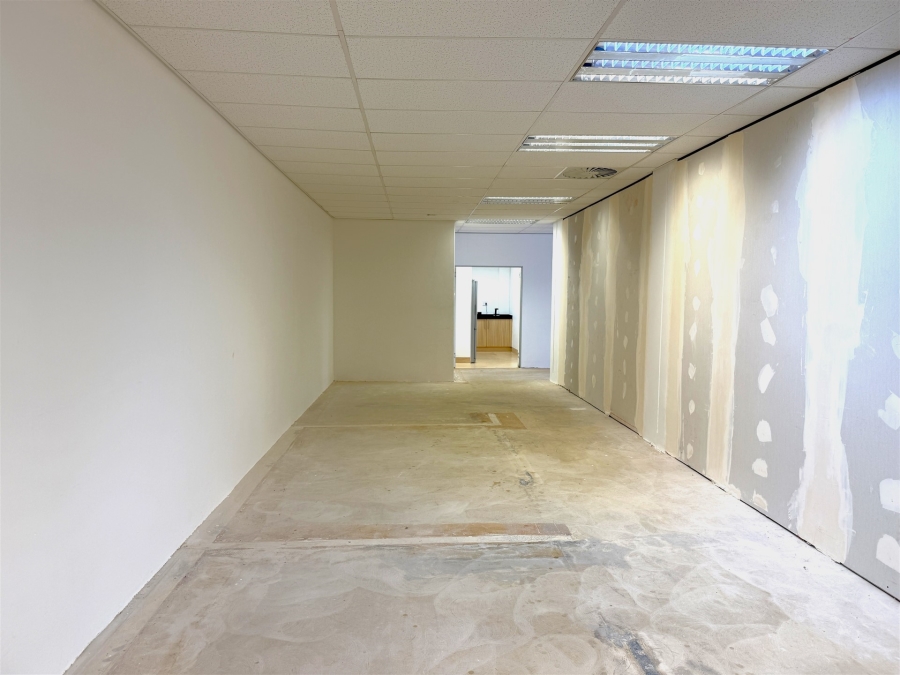 To Let Commercial Property for Rent in Umhlanga Ridgeside KwaZulu-Natal