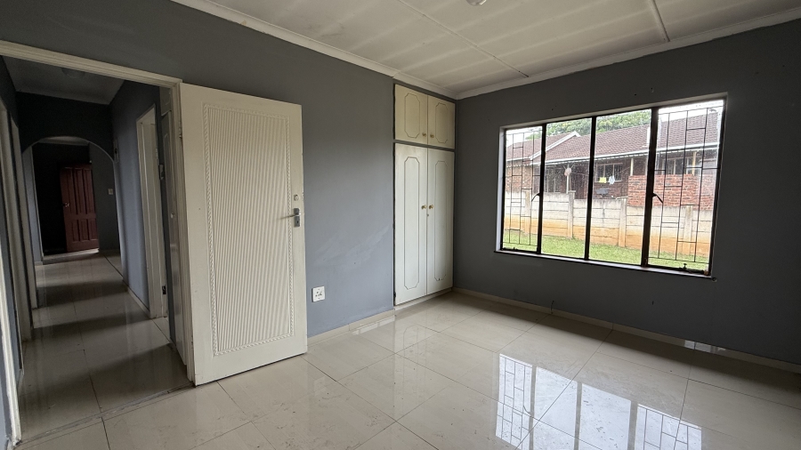 3 Bedroom Property for Sale in Lincoln Meade KwaZulu-Natal