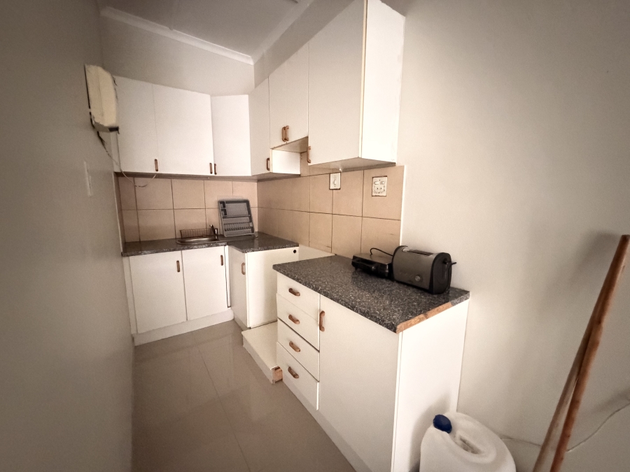 1 Bedroom Property for Sale in Prestbury KwaZulu-Natal