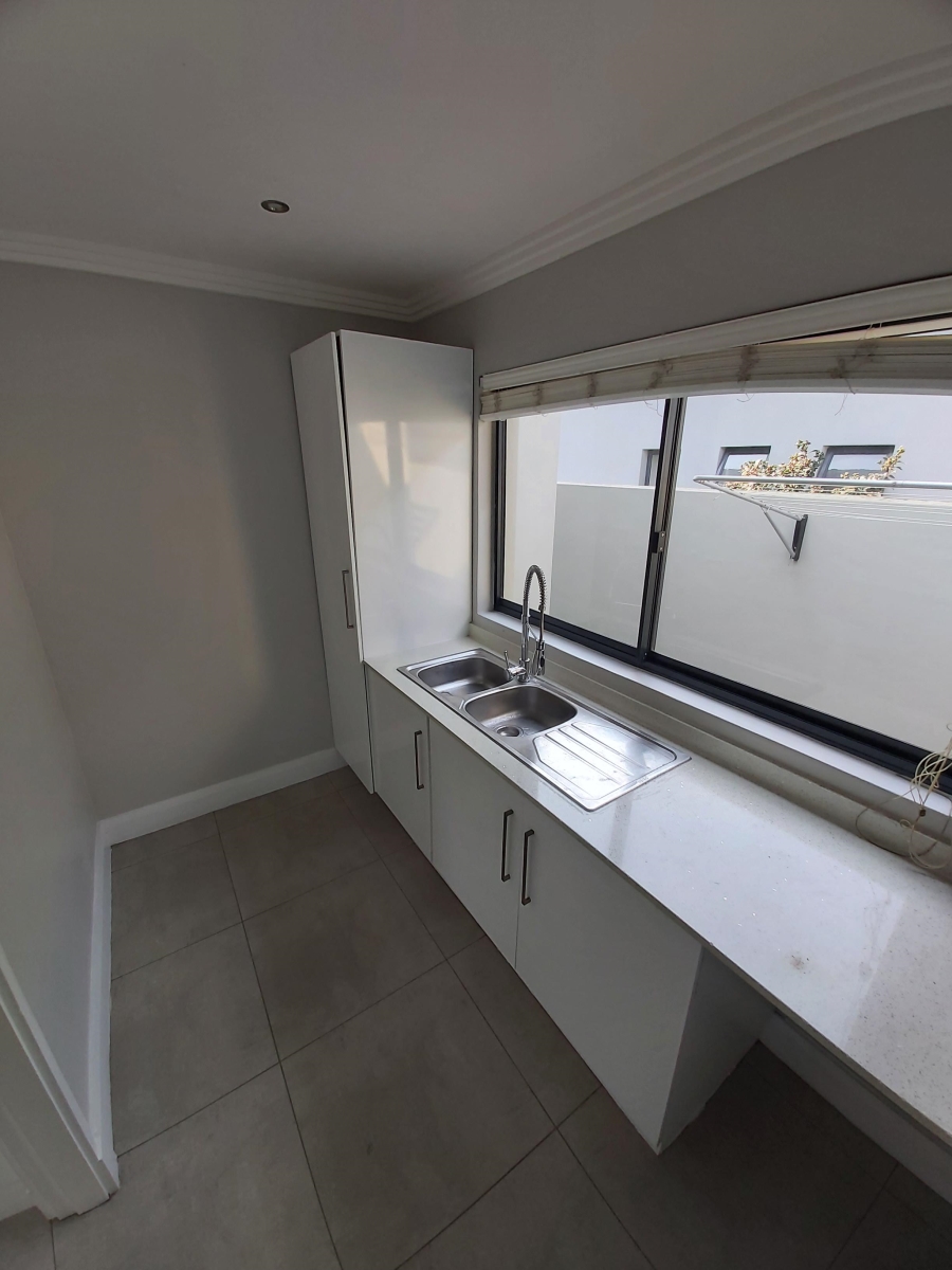 3 Bedroom Property for Sale in Palm Lakes Estate KwaZulu-Natal