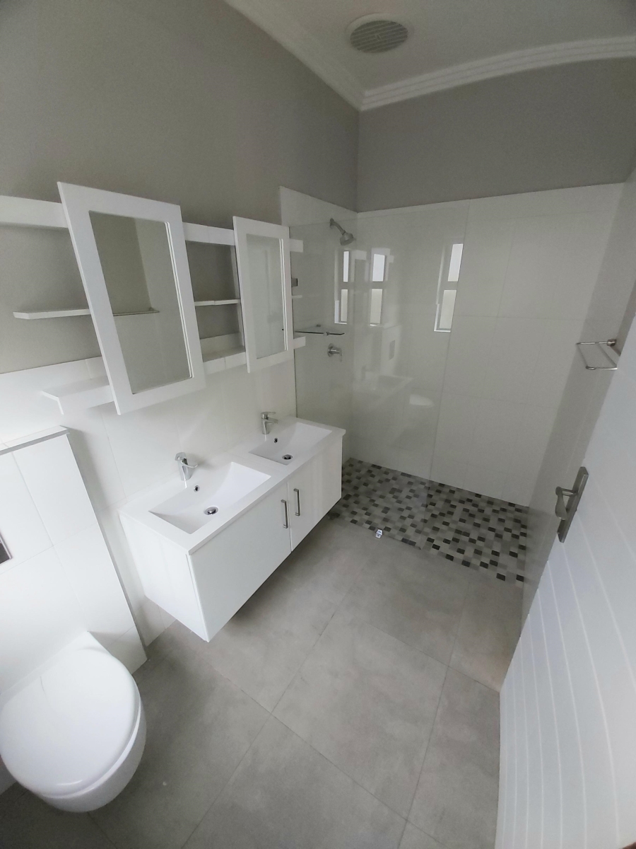 3 Bedroom Property for Sale in Palm Lakes Estate KwaZulu-Natal