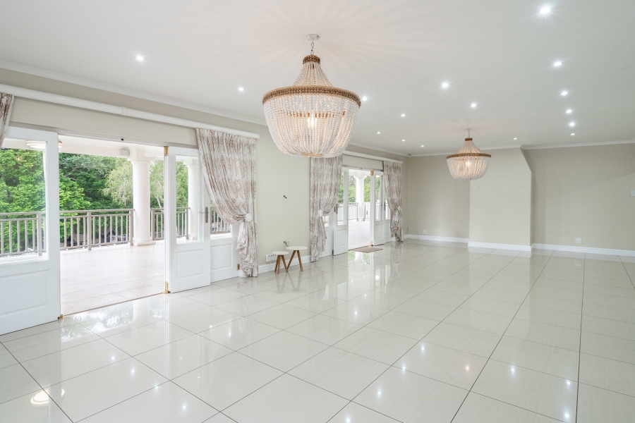 4 Bedroom Property for Sale in Kloof KwaZulu-Natal