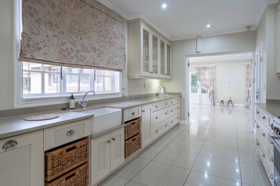4 Bedroom Property for Sale in Kloof KwaZulu-Natal