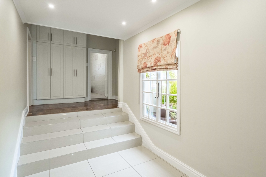 4 Bedroom Property for Sale in Kloof KwaZulu-Natal