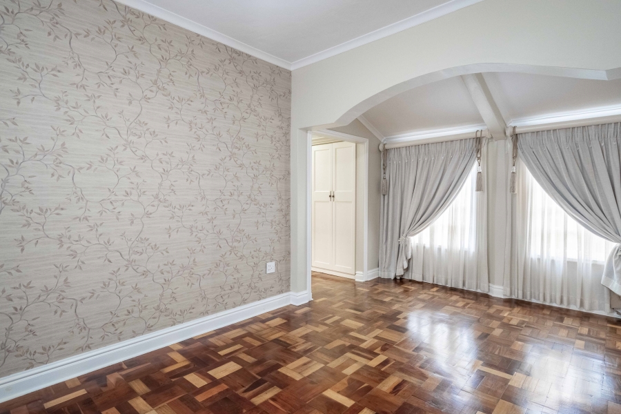 4 Bedroom Property for Sale in Kloof KwaZulu-Natal