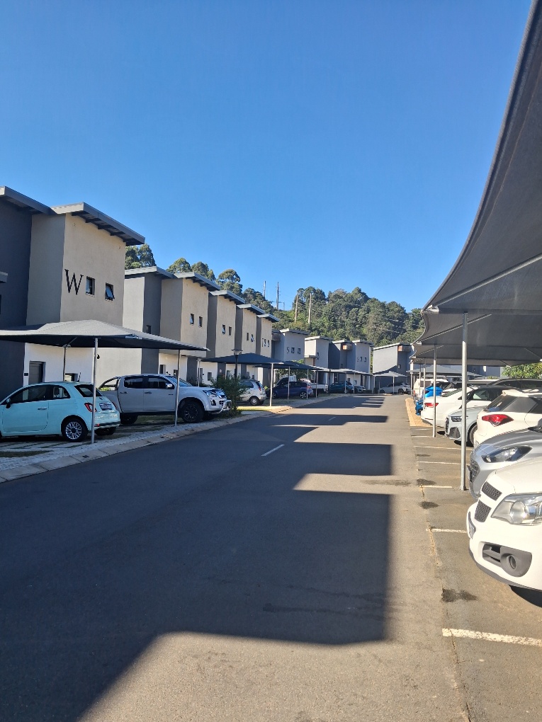 2 Bedroom Property for Sale in Waterfall KwaZulu-Natal