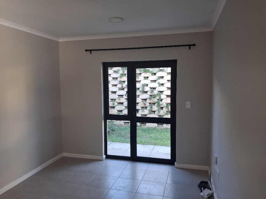 2 Bedroom Property for Sale in Waterfall KwaZulu-Natal