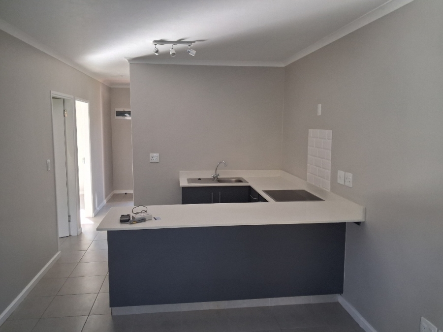 2 Bedroom Property for Sale in Waterfall KwaZulu-Natal
