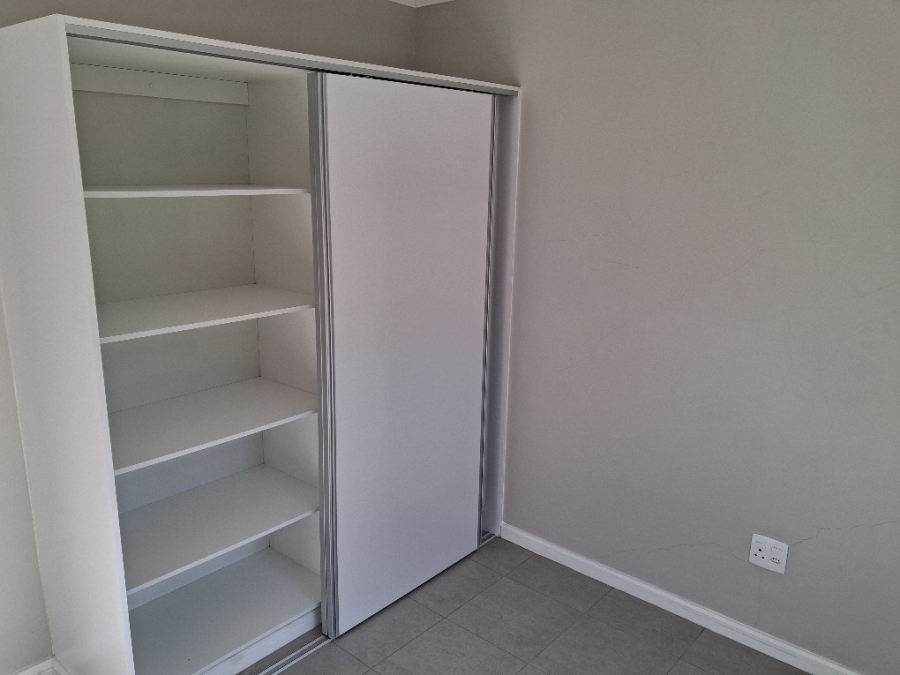 2 Bedroom Property for Sale in Waterfall KwaZulu-Natal