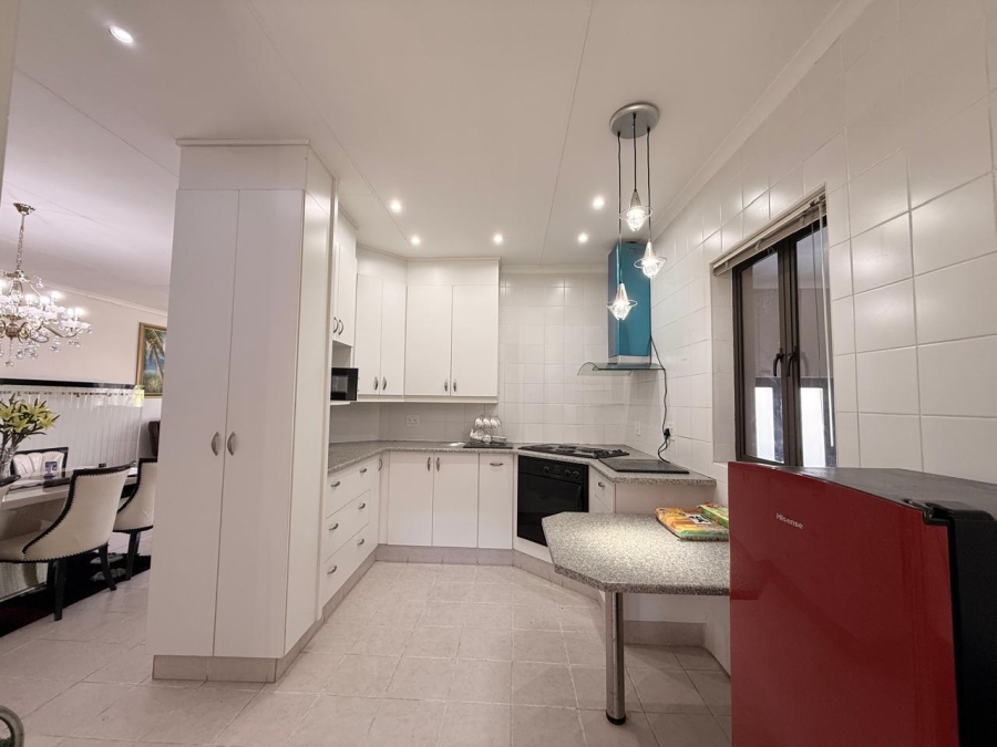 4 Bedroom Property for Sale in Schuinshoogte KwaZulu-Natal