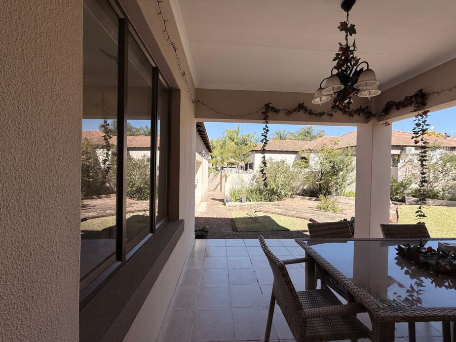 4 Bedroom Property for Sale in Schuinshoogte KwaZulu-Natal