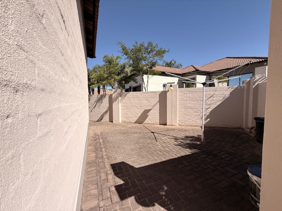 4 Bedroom Property for Sale in Schuinshoogte KwaZulu-Natal
