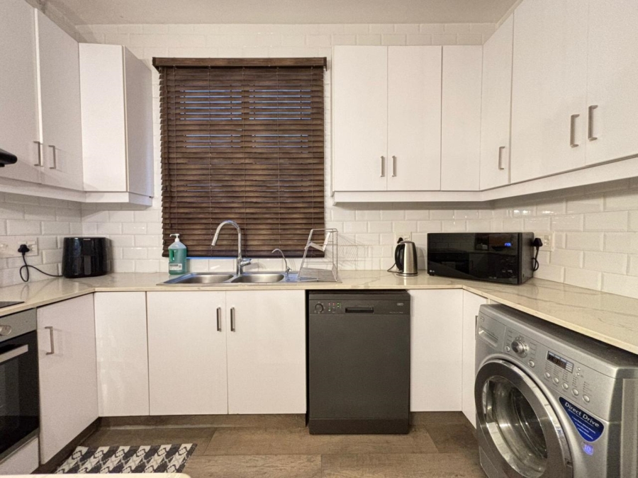 2 Bedroom Property for Sale in Glenwood KwaZulu-Natal