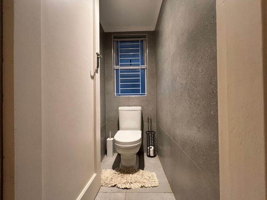2 Bedroom Property for Sale in Glenwood KwaZulu-Natal