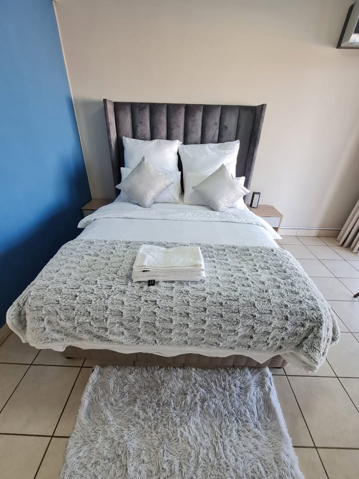 To Let 7 Bedroom Property for Rent in Glen Ashley KwaZulu-Natal
