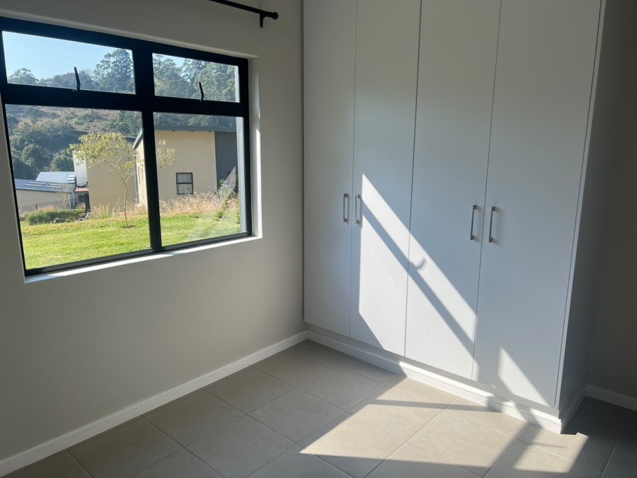 2 Bedroom Property for Sale in Waterfall KwaZulu-Natal