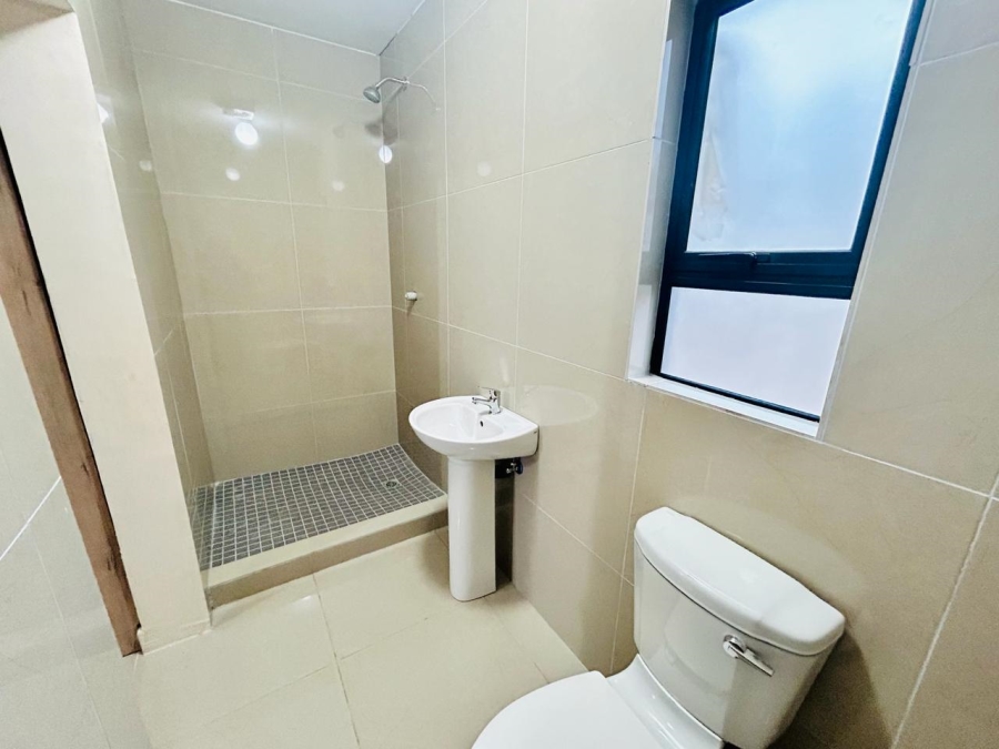 2 Bedroom Property for Sale in Mount Moreland KwaZulu-Natal