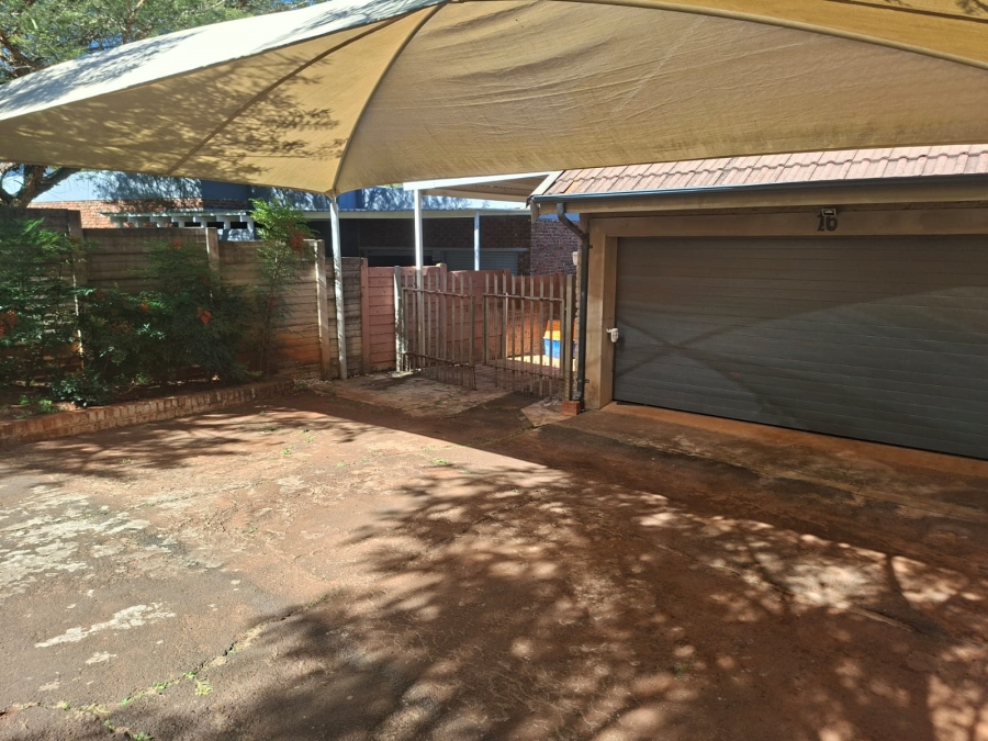 4 Bedroom Property for Sale in Signal Hill KwaZulu-Natal