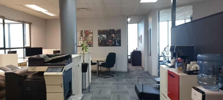 To Let Commercial Property for Rent in Somerset Park KwaZulu-Natal