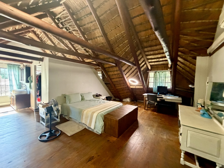 5 Bedroom Property for Sale in Meer En See KwaZulu-Natal