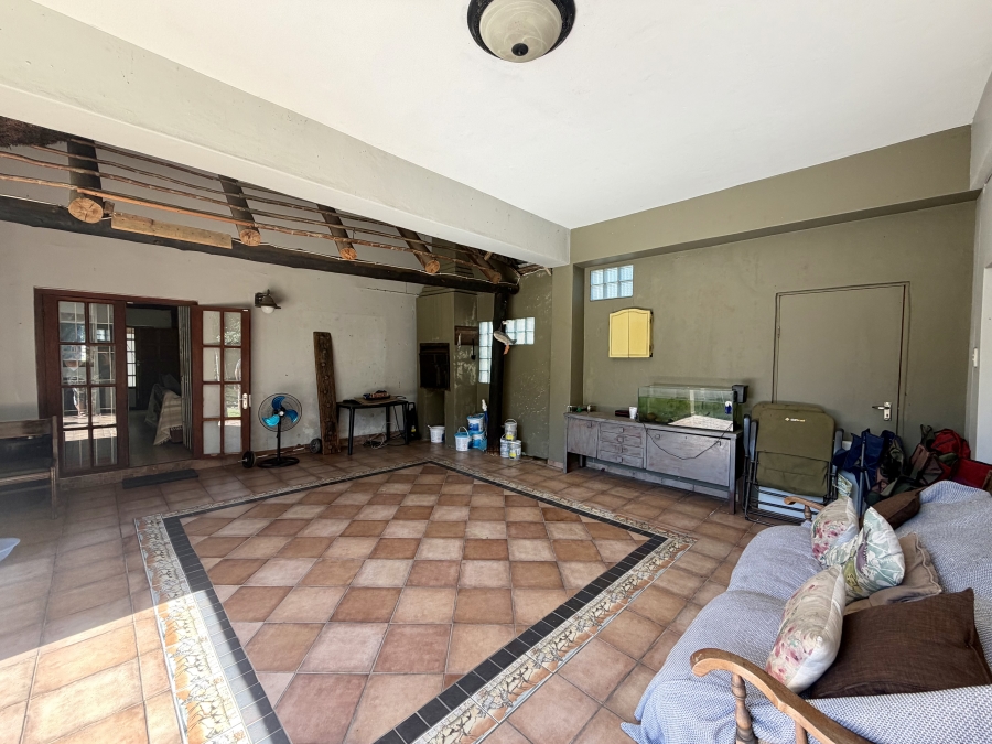 5 Bedroom Property for Sale in Meer En See KwaZulu-Natal