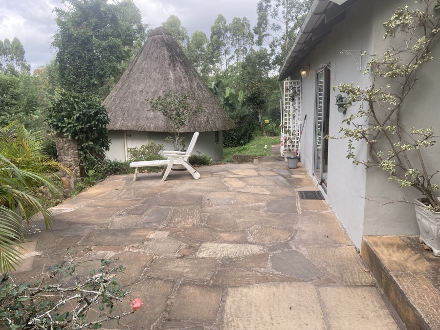 To Let 2 Bedroom Property for Rent in Assagay KwaZulu-Natal