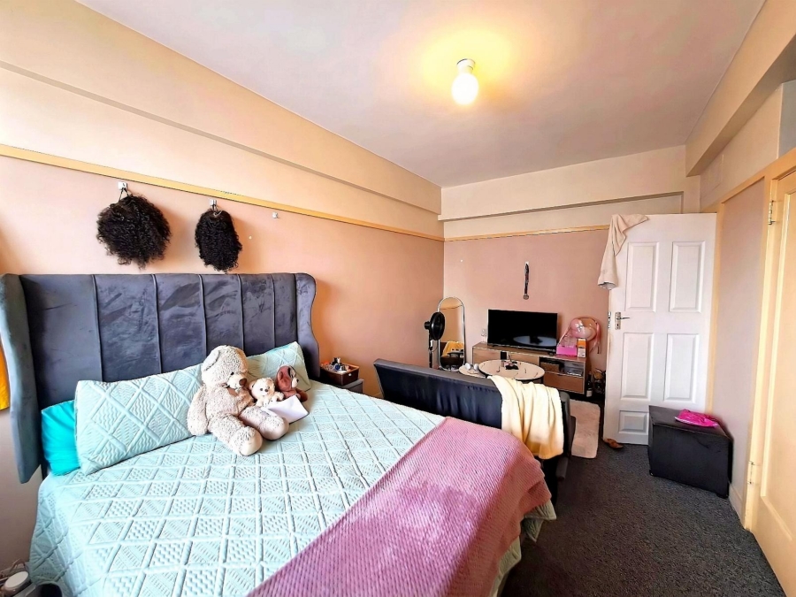 2 Bedroom Property for Sale in Durban Central KwaZulu-Natal