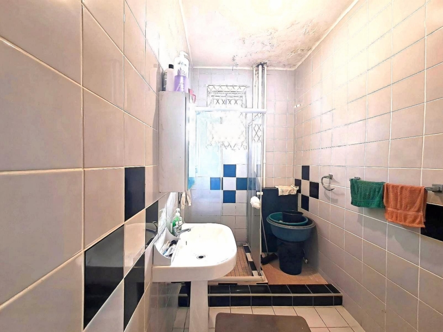 2 Bedroom Property for Sale in Durban Central KwaZulu-Natal
