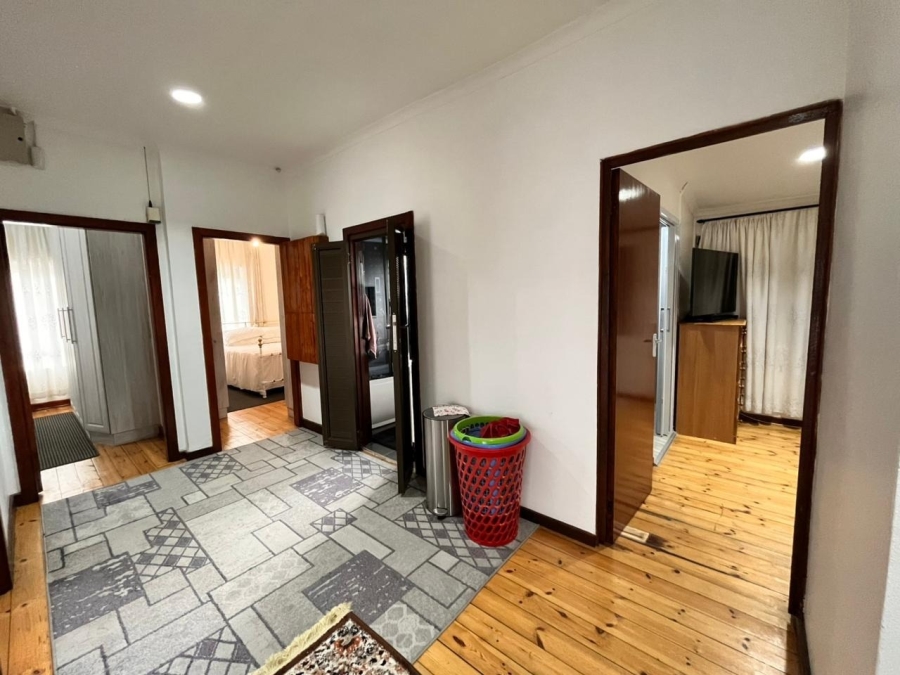5 Bedroom Property for Sale in Fynnland KwaZulu-Natal