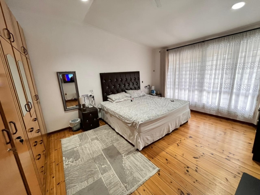 5 Bedroom Property for Sale in Fynnland KwaZulu-Natal