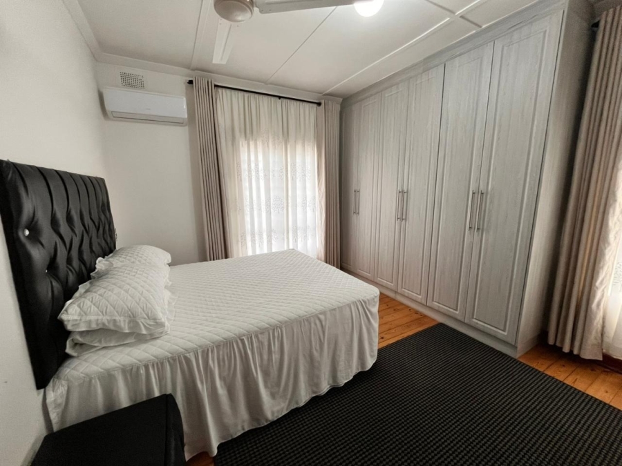 5 Bedroom Property for Sale in Fynnland KwaZulu-Natal