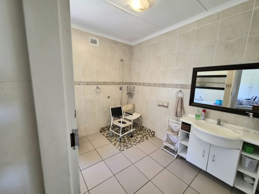 5 Bedroom Property for Sale in Ashburton KwaZulu-Natal