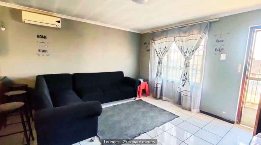 2 Bedroom Property for Sale in Lincoln Meade KwaZulu-Natal