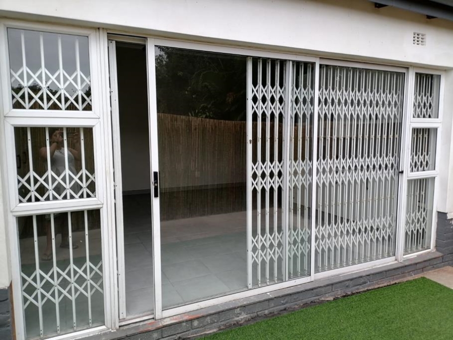 To Let 1 Bedroom Property for Rent in Durban North KwaZulu-Natal
