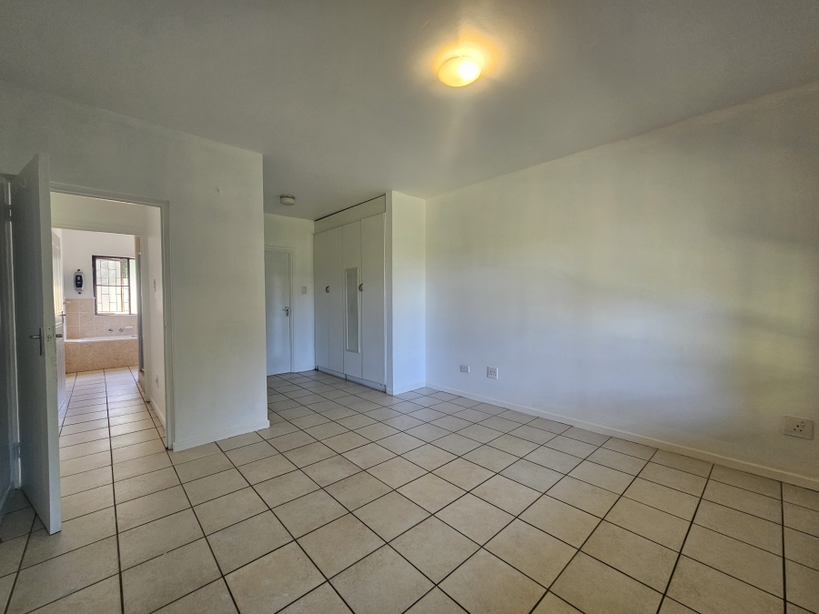 3 Bedroom Property for Sale in Wakenshaw Estate KwaZulu-Natal