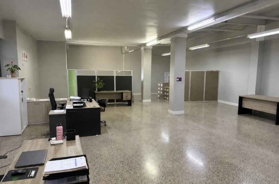 To Let Commercial Property for Rent in Umhlanga Ridge KwaZulu-Natal