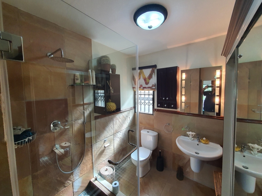 2 Bedroom Property for Sale in Umhlanga KwaZulu-Natal