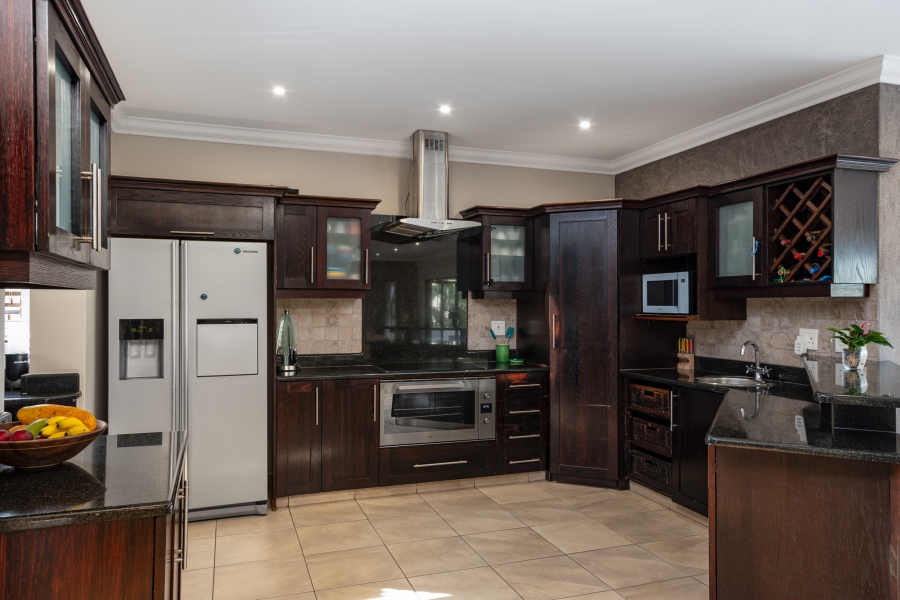 5 Bedroom Property for Sale in Ballito Central KwaZulu-Natal