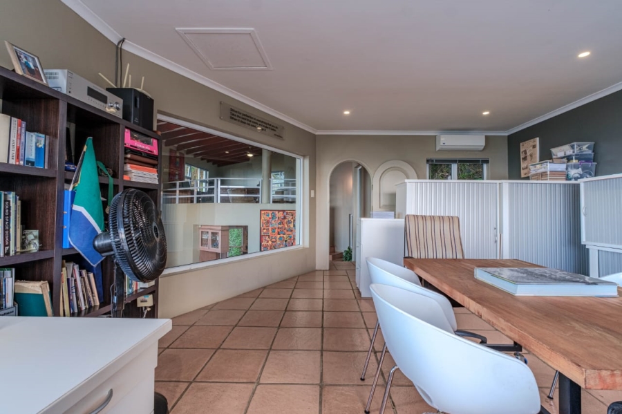 3 Bedroom Property for Sale in Newsel Beach KwaZulu-Natal