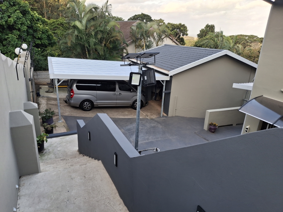 5 Bedroom Property for Sale in Marina Beach KwaZulu-Natal