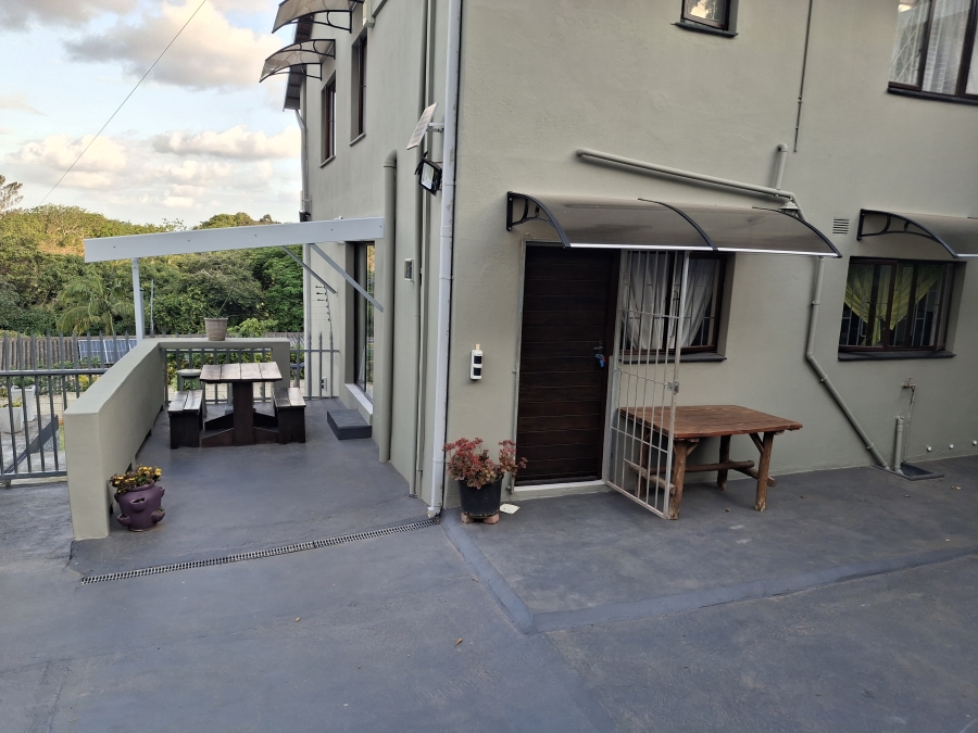 5 Bedroom Property for Sale in Marina Beach KwaZulu-Natal
