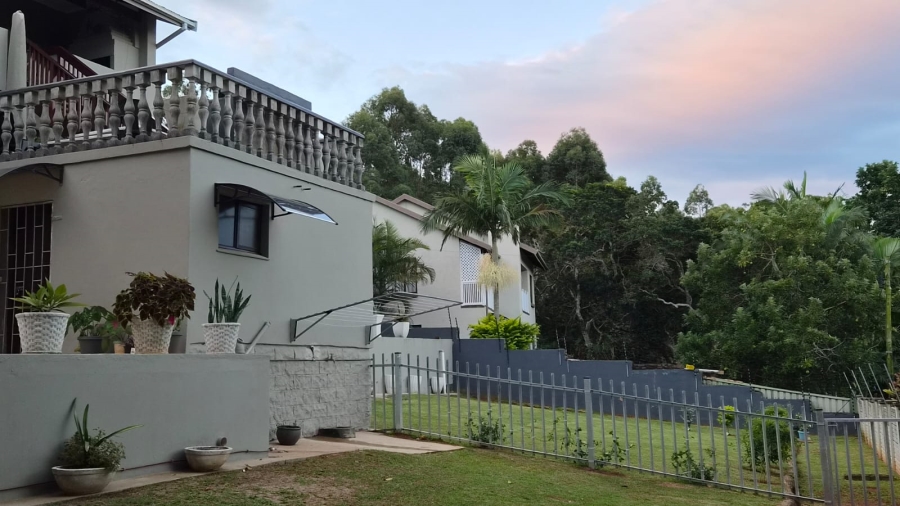 5 Bedroom Property for Sale in Marina Beach KwaZulu-Natal