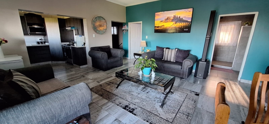 5 Bedroom Property for Sale in Marina Beach KwaZulu-Natal