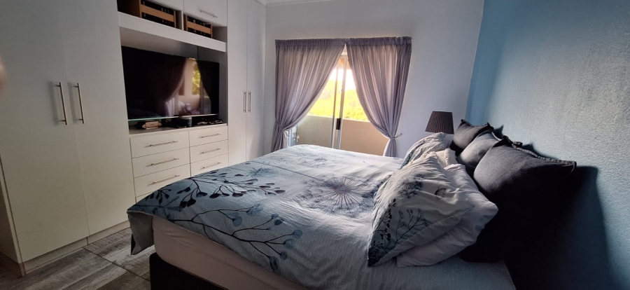 5 Bedroom Property for Sale in Marina Beach KwaZulu-Natal