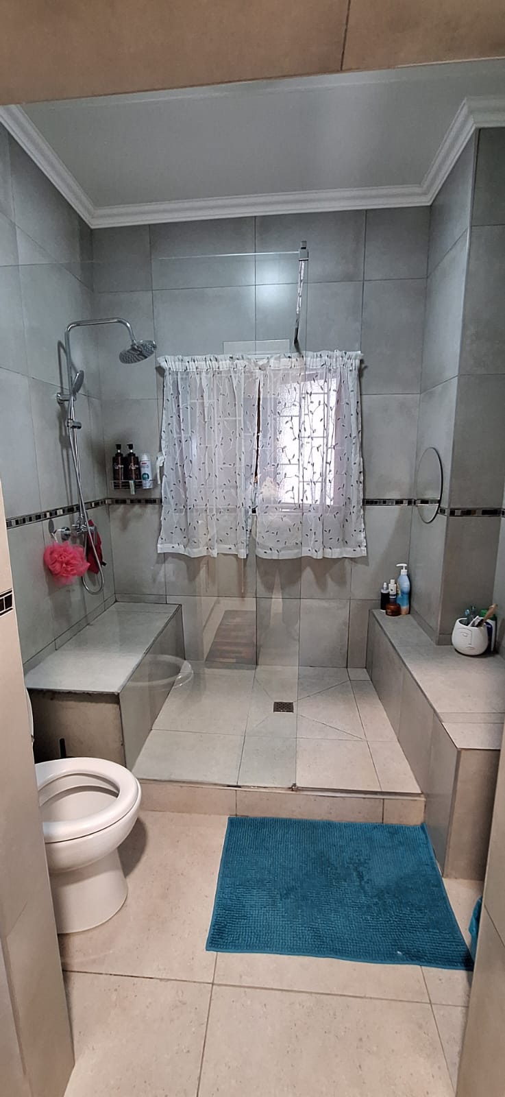 5 Bedroom Property for Sale in Marina Beach KwaZulu-Natal